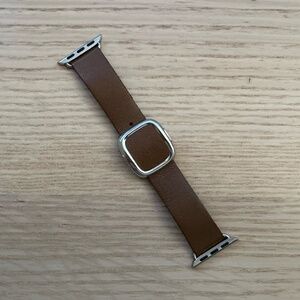Genuine Apple Watch Modern Buckle Band Saddle Brown Size M 38/40/41mm